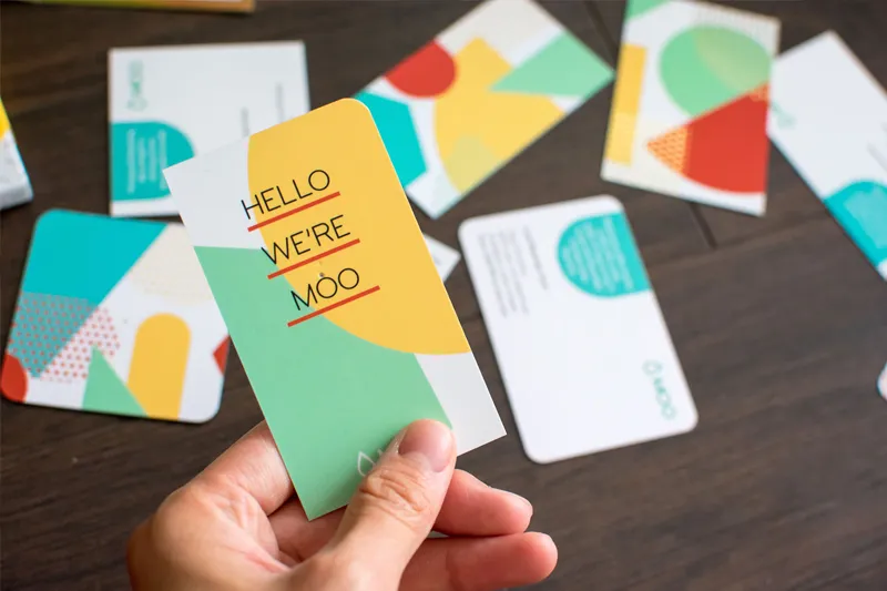 Walmart를 위해 혁신적으로 제작된 뒷면 카드 시리즈